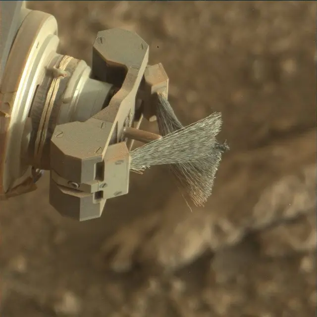 Sol 2458: Mast Camera (Mastcam)