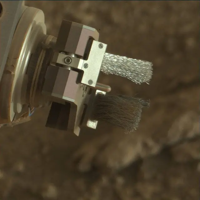 Sol 2458: Mast Camera (Mastcam)