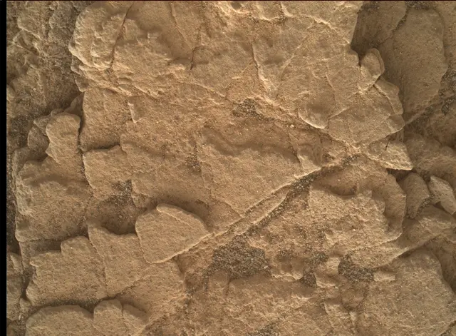 Sol 2458: Mars Hand Lens Imager (MAHLI)