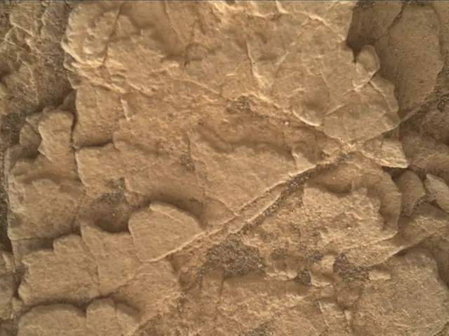 Sol 2458: Mars Hand Lens Imager (MAHLI)