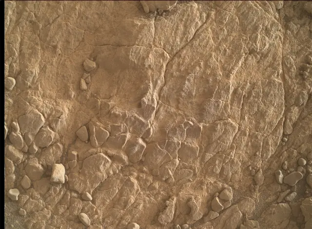 Sol 2458: Mars Hand Lens Imager (MAHLI)