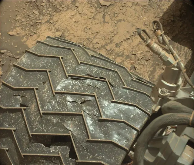 Sol 2459: Mast Camera (Mastcam)