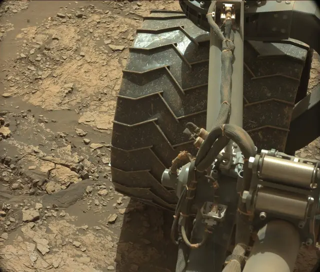 Sol 2459: Mast Camera (Mastcam)