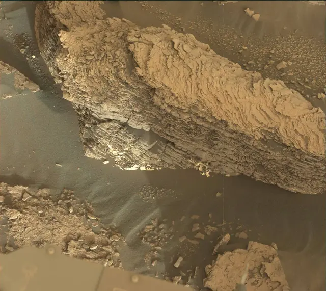 Sol 2459: Mast Camera (Mastcam)