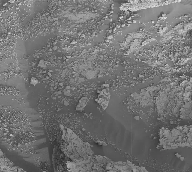 Sol 2459: Mast Camera (Mastcam)