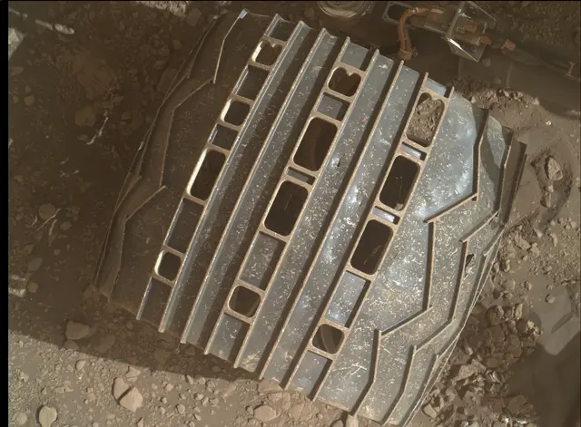 Sol 2459: Mars Hand Lens Imager (MAHLI)