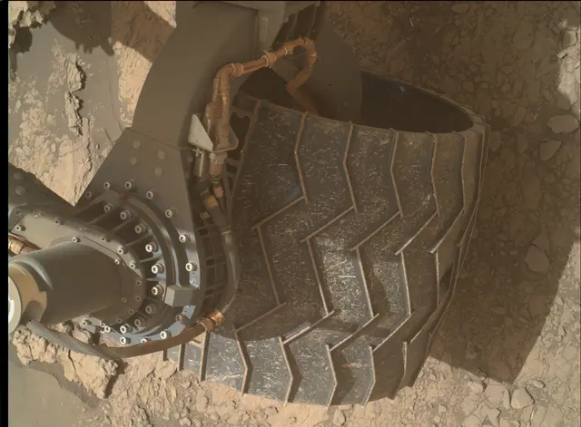 Sol 2459: Mars Hand Lens Imager (MAHLI)