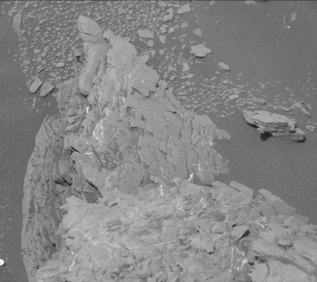 Sol 2461: Mast Camera (Mastcam)