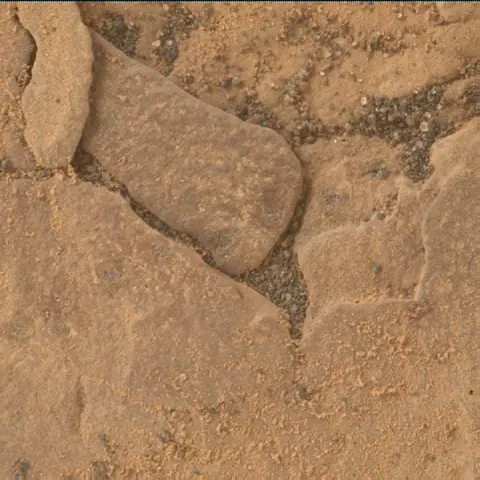 Sol 2461: Mars Hand Lens Imager (MAHLI)