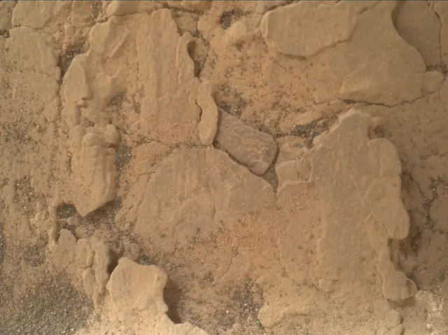 Sol 2461: Mars Hand Lens Imager (MAHLI)