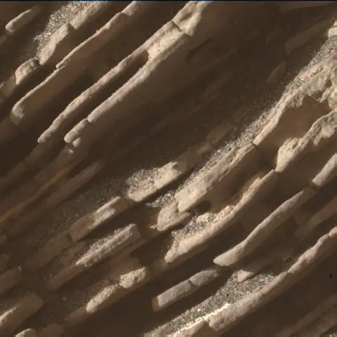 Sol 2462: Mars Hand Lens Imager (MAHLI)