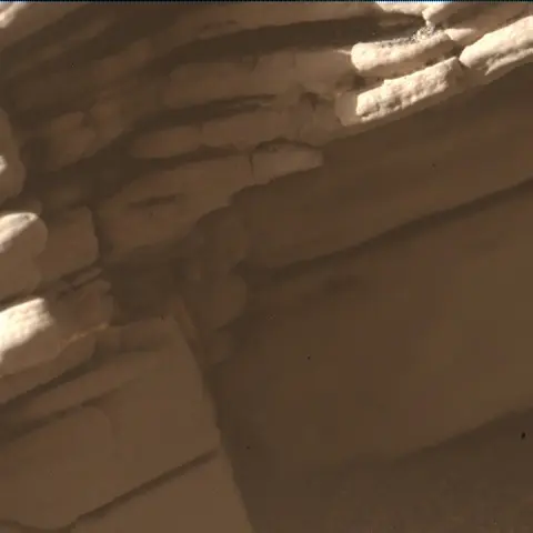 Sol 2462: Mars Hand Lens Imager (MAHLI)