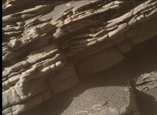 Sol 2462: Mars Hand Lens Imager (MAHLI)