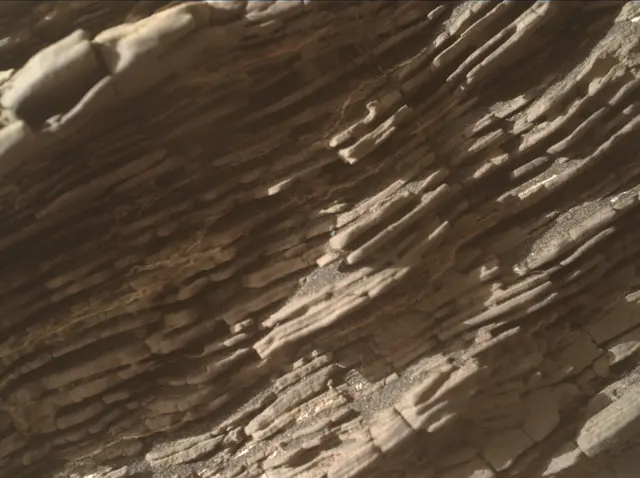 Sol 2462: Mars Hand Lens Imager (MAHLI)