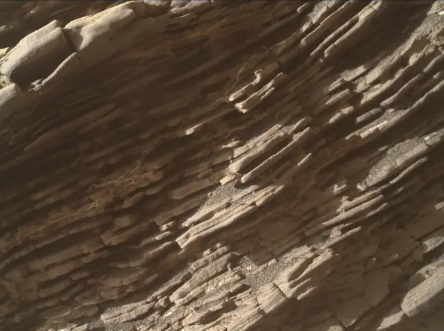 Sol 2462: Mars Hand Lens Imager (MAHLI)