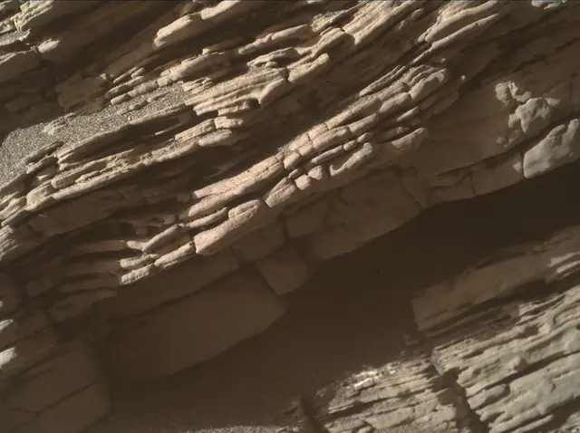 Sol 2462: Mars Hand Lens Imager (MAHLI)
