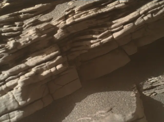 Sol 2462: Mars Hand Lens Imager (MAHLI)