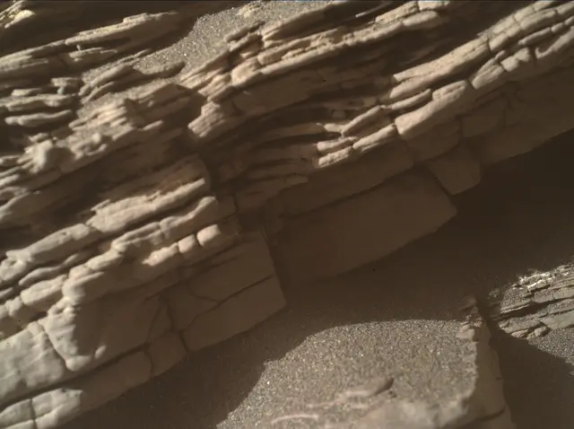 Sol 2462: Mars Hand Lens Imager (MAHLI)