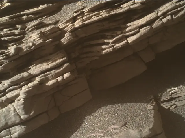 Sol 2462: Mars Hand Lens Imager (MAHLI)