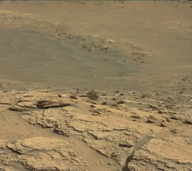 Sol 2463: Mast Camera (Mastcam)