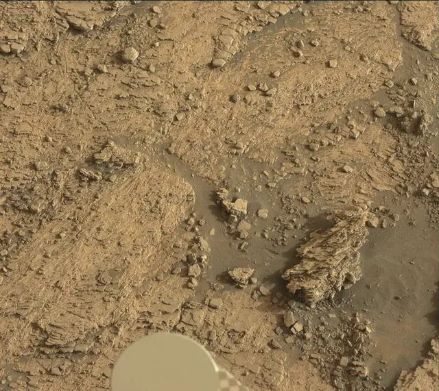 Sol 2463: Mast Camera (Mastcam)
