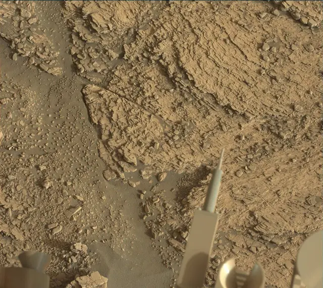 Sol 2463: Mast Camera (Mastcam)