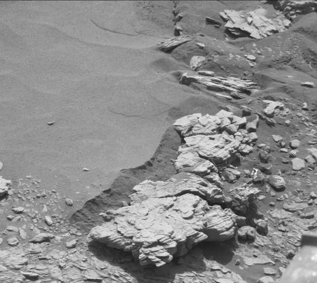 Sol 2463: Mast Camera (Mastcam)