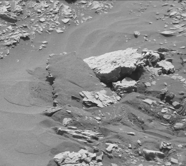 Sol 2463: Mast Camera (Mastcam)