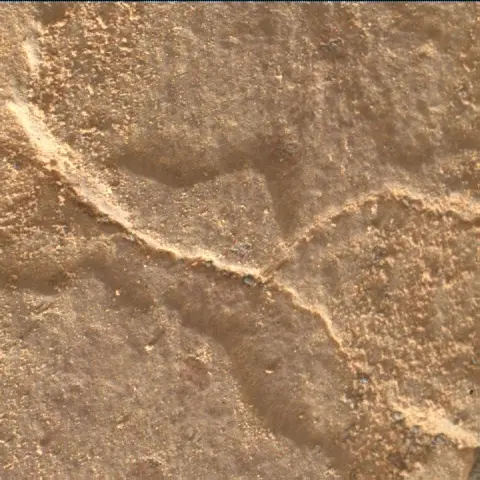 Sol 2465: Mars Hand Lens Imager (MAHLI)