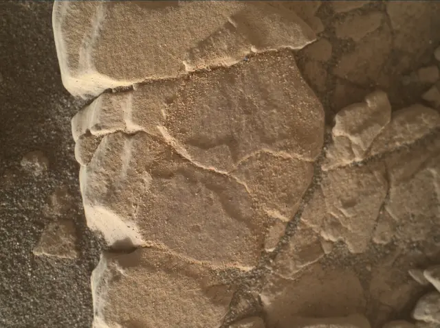 Sol 2465: Mars Hand Lens Imager (MAHLI)