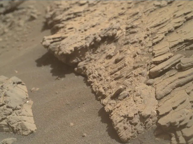 Sol 2465: Mars Hand Lens Imager (MAHLI)