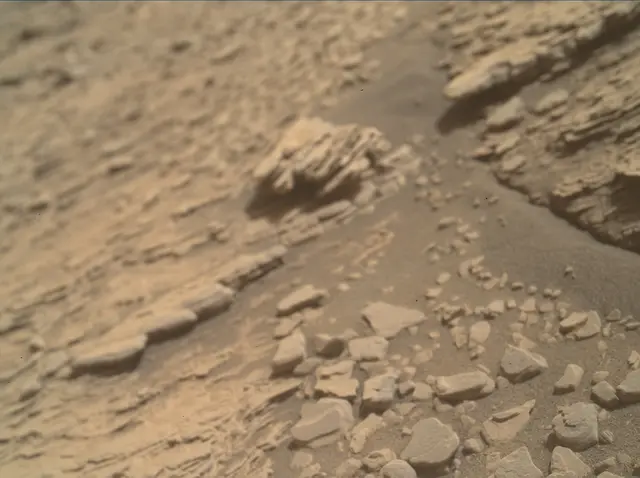 Sol 2465: Mars Hand Lens Imager (MAHLI)
