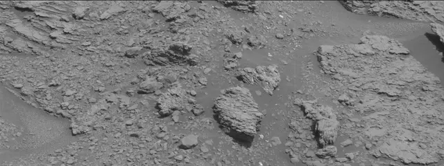 Sol 2466: Mast Camera (Mastcam)