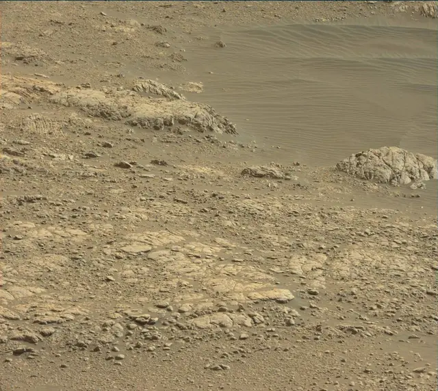 Sol 2466: Mast Camera (Mastcam)