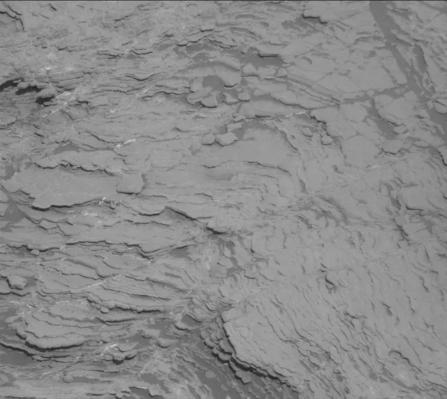 Sol 2466: Mast Camera (Mastcam)
