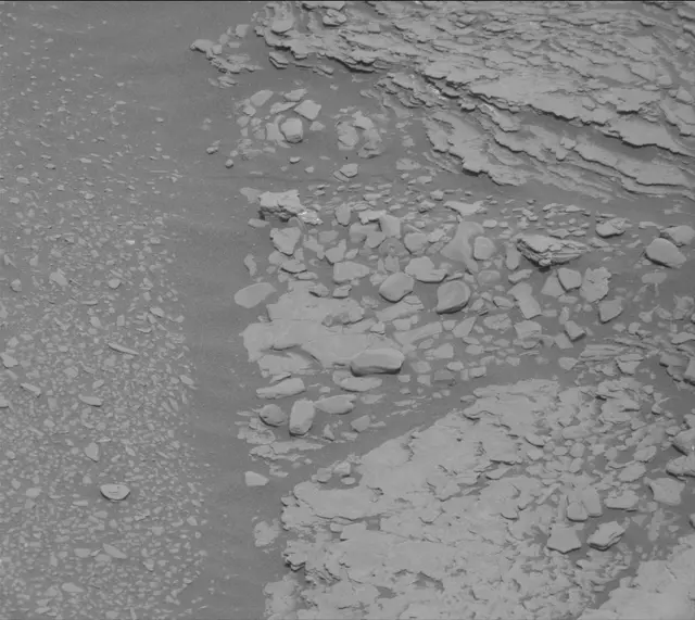 Sol 2466: Mast Camera (Mastcam)