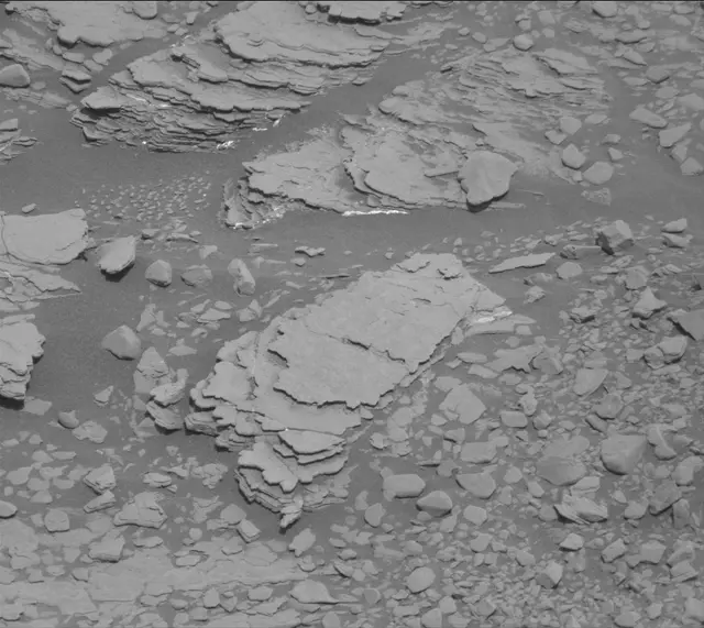 Sol 2466: Mast Camera (Mastcam)