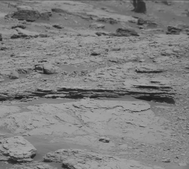 Sol 2466: Mast Camera (Mastcam)