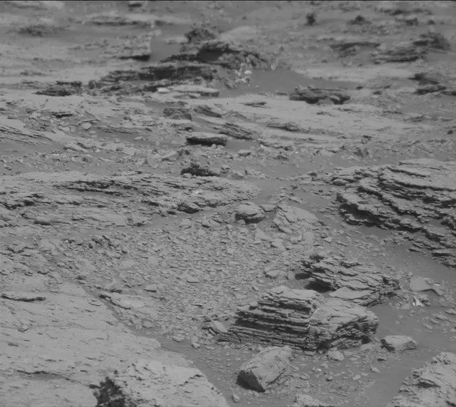 Sol 2466: Mast Camera (Mastcam)