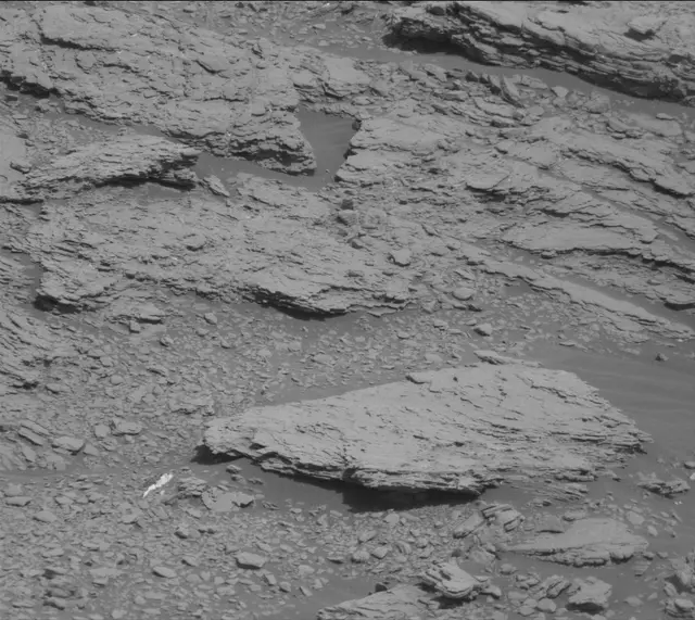 Sol 2466: Mast Camera (Mastcam)