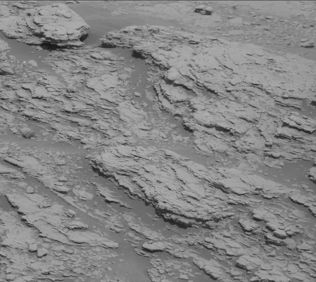 Sol 2466: Mast Camera (Mastcam)