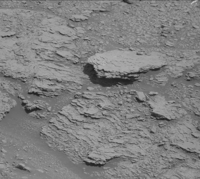 Sol 2466: Mast Camera (Mastcam)