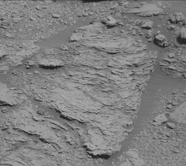 Sol 2466: Mast Camera (Mastcam)