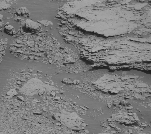 Sol 2466: Mast Camera (Mastcam)