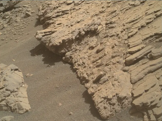 Sol 2466: Mars Hand Lens Imager (MAHLI)
