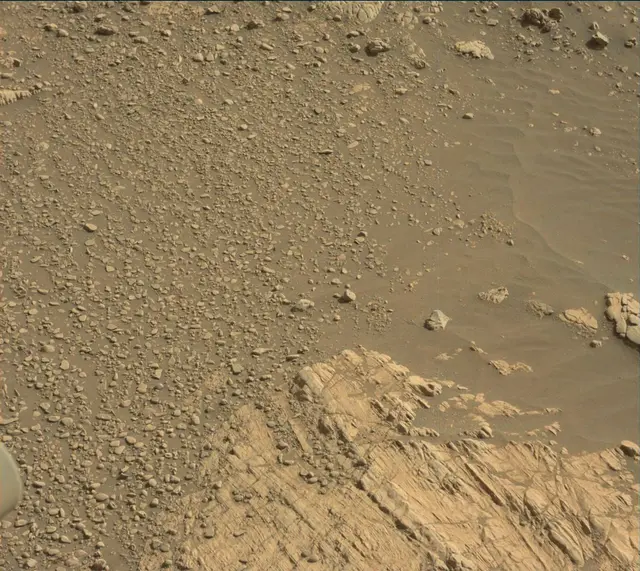 Sol 2468: Mast Camera (Mastcam)