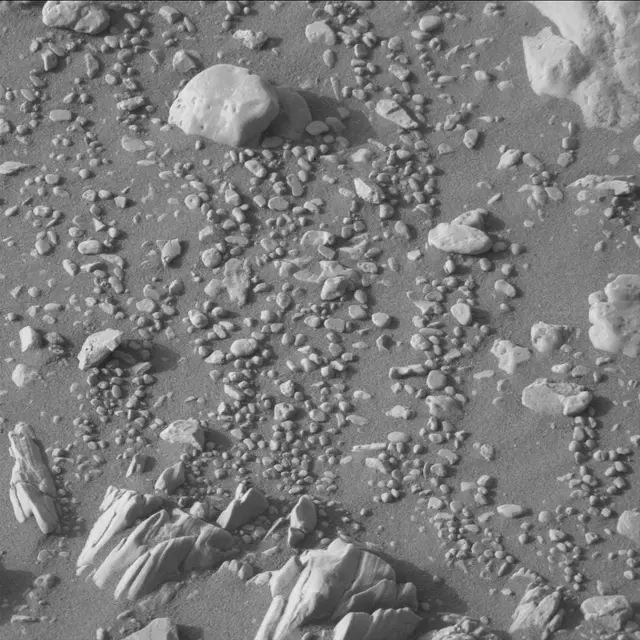 Sol 2468: Mast Camera (Mastcam)