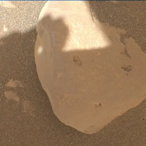 Sol 2468: Mars Hand Lens Imager (MAHLI)