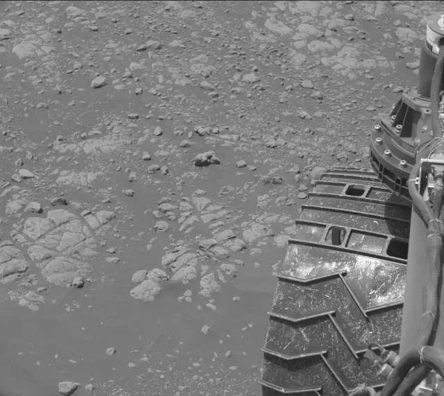 Sol 2469: Mast Camera (Mastcam)