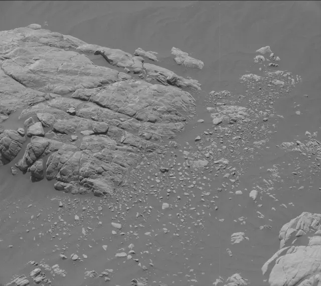 Sol 2469: Mast Camera (Mastcam)